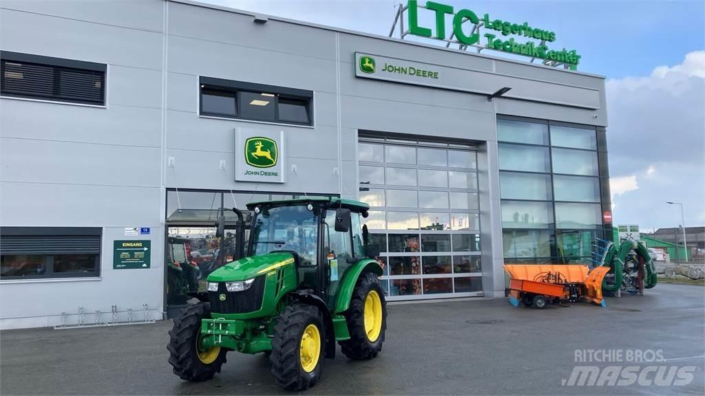 John Deere 5058E 트랙터