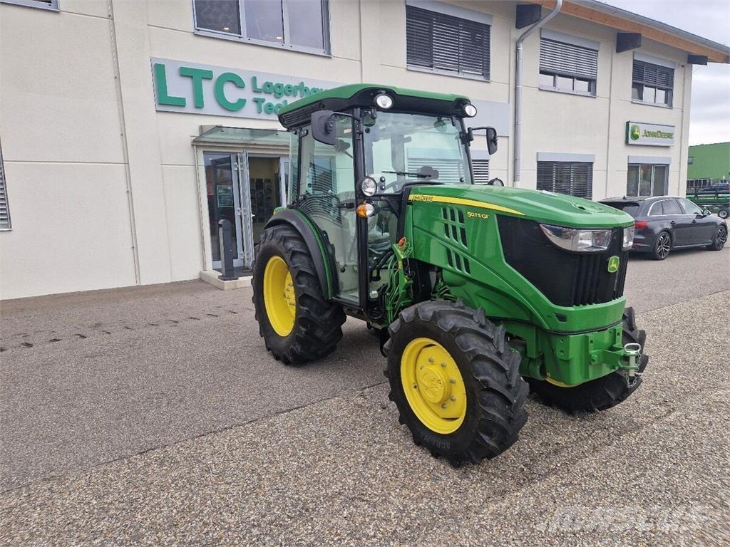 John Deere 5075 GF 트랙터