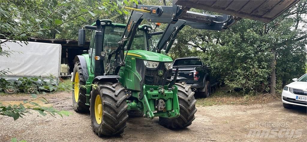 John Deere 6130R 트랙터