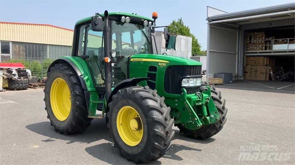 John Deere 6230 P 트랙터