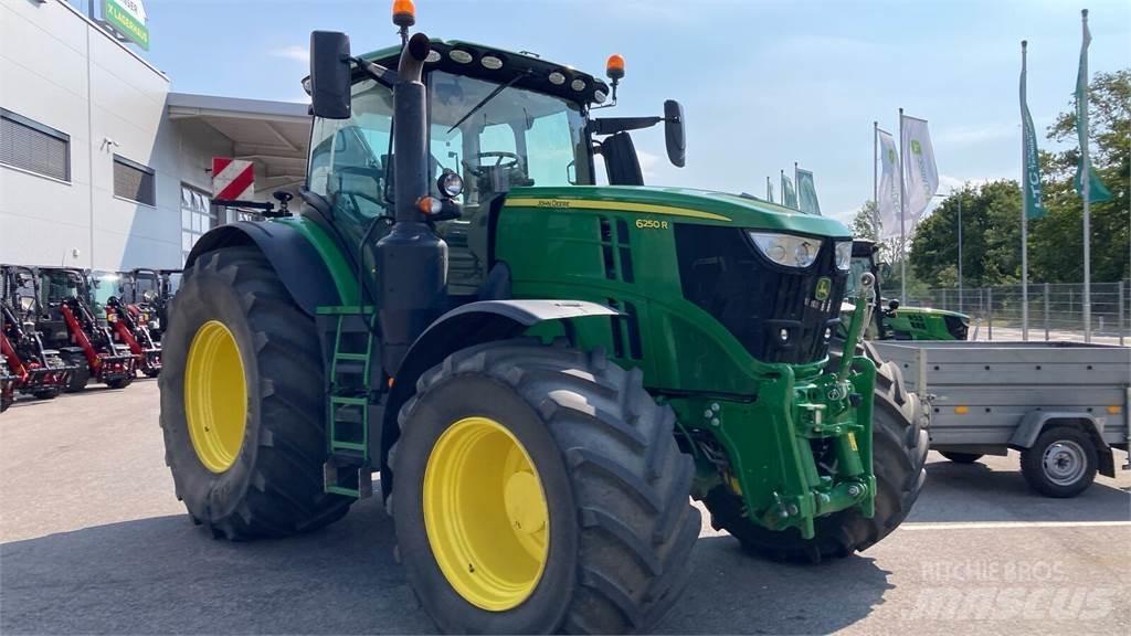 John Deere 6250R 트랙터