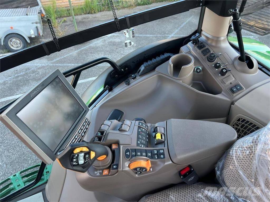 John Deere 6R 130 트랙터