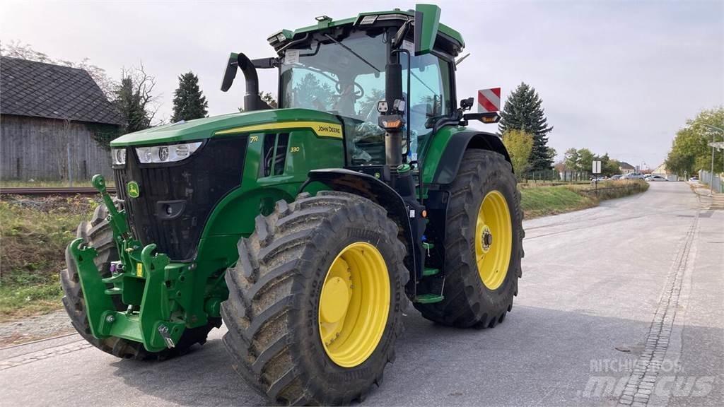 John Deere 7R330 트랙터