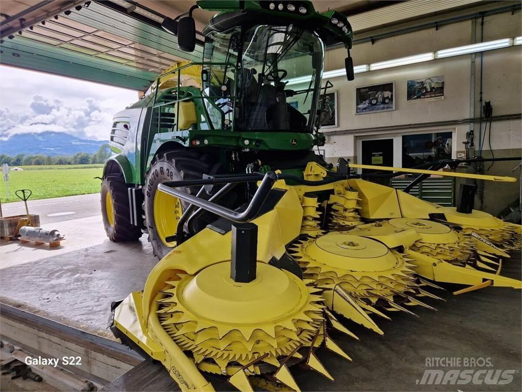 John Deere 8500 목초 수확기