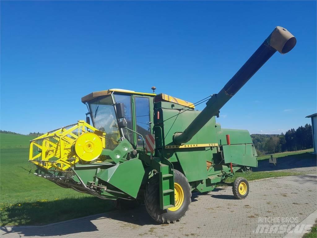 John Deere 950 콤바인 수확기