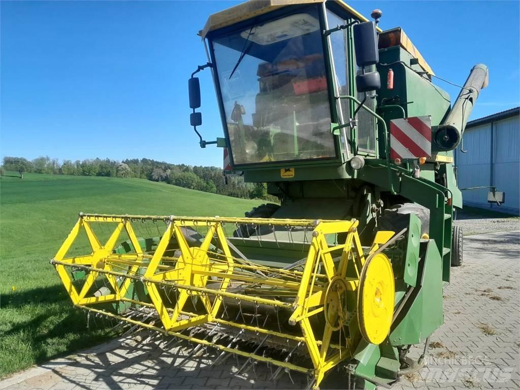 John Deere 950 콤바인 수확기