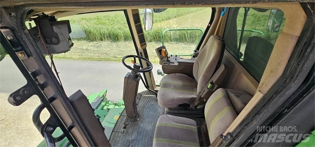 John Deere T550 콤바인 수확기