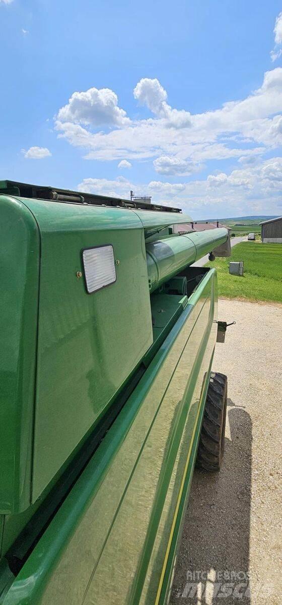John Deere T550 콤바인 수확기