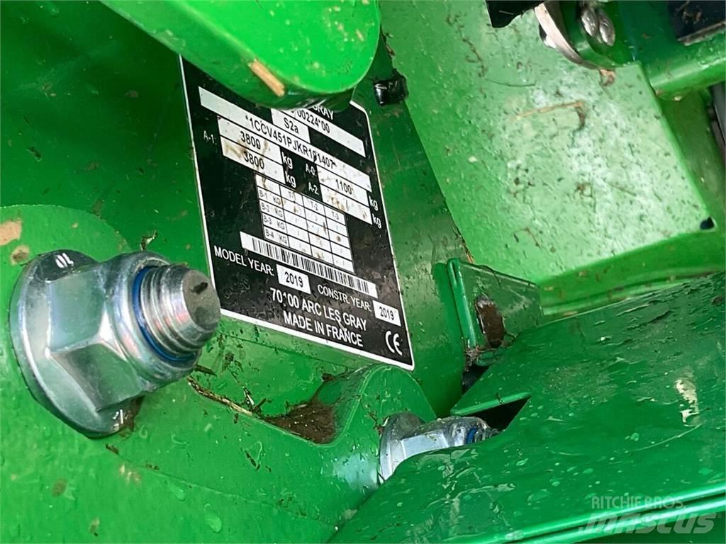 John Deere V451R 원형 곤포기