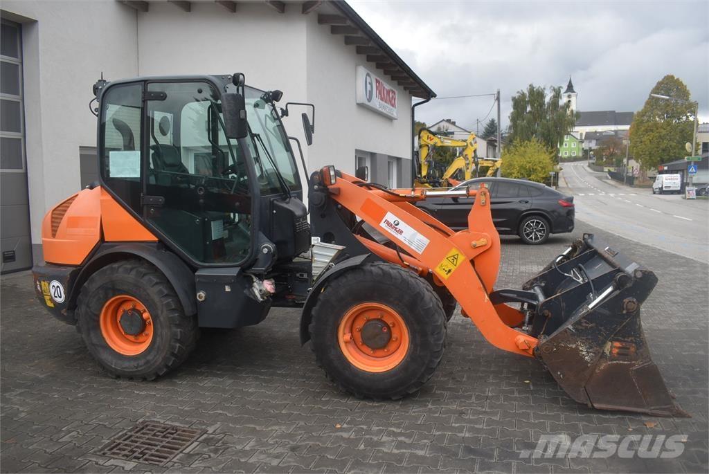 Komatsu WA70-7  휠로우더