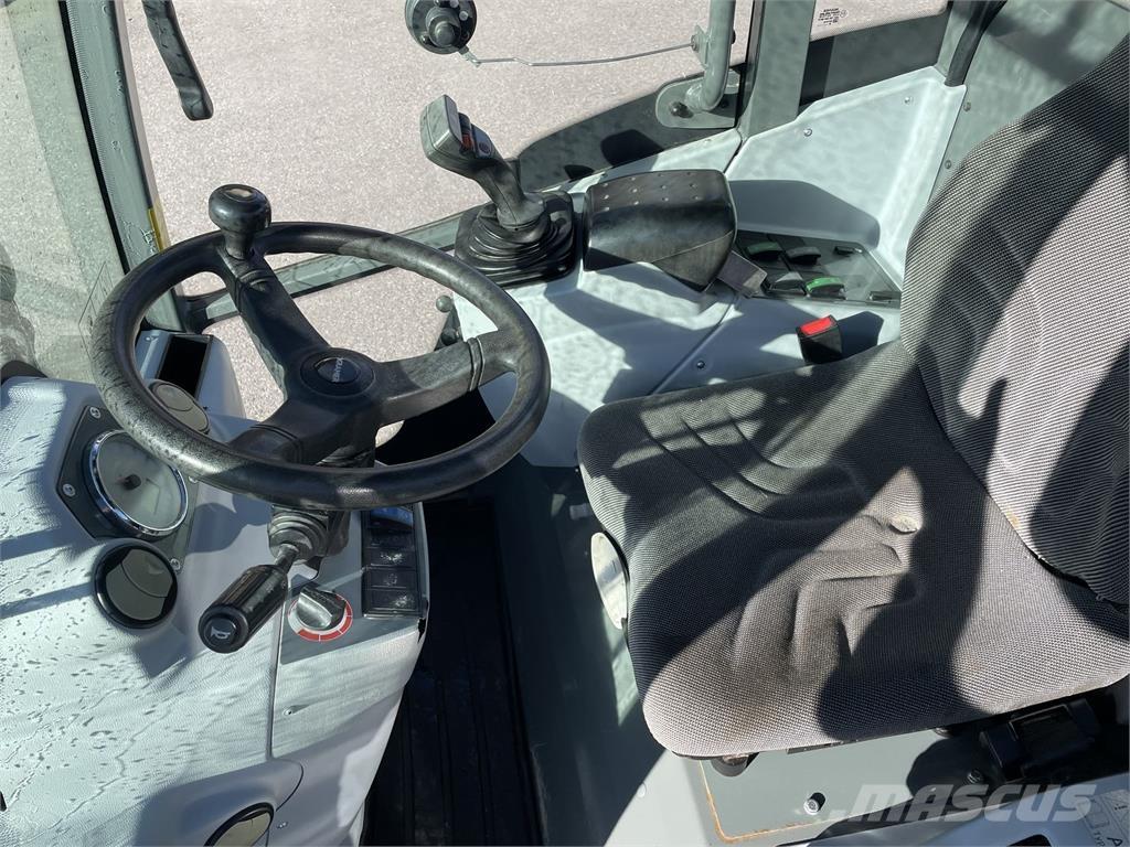 Kramer 5065  휠로우더