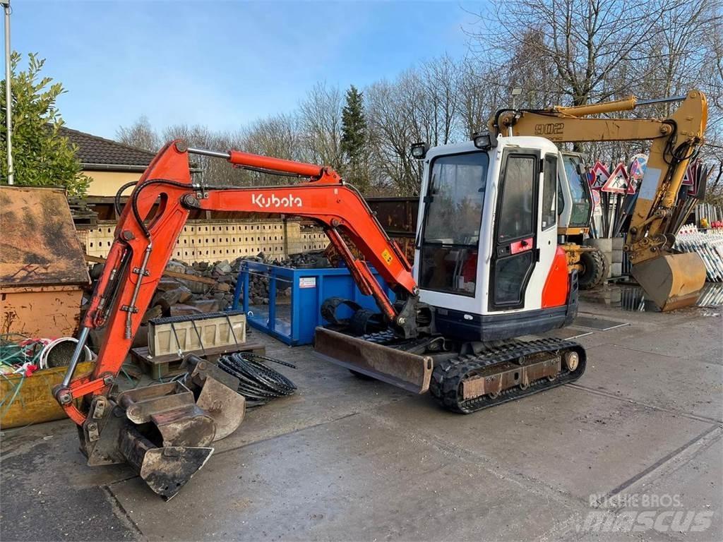 Kubota KX71-3 소형 굴삭기 7톤 미만