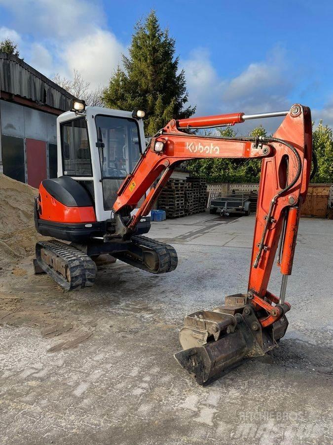 Kubota KX71-3 소형 굴삭기 7톤 미만