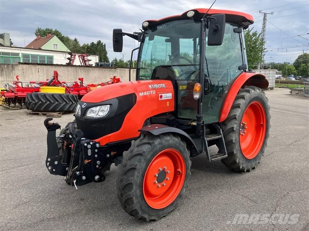 Kubota M4072 트랙터