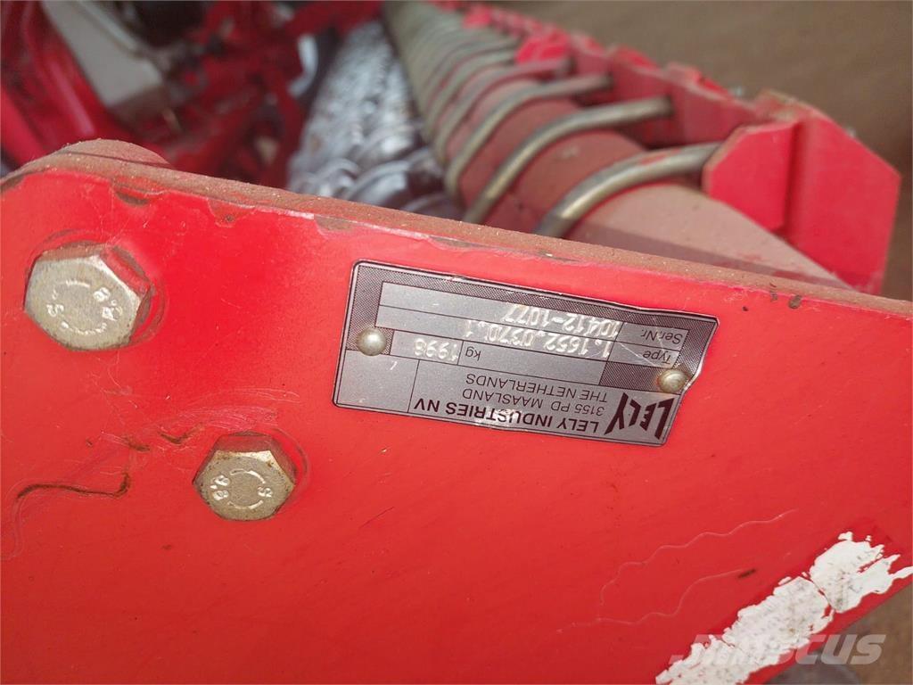 Lely TERRA 300-35 디스크 하로우(쇄토기)