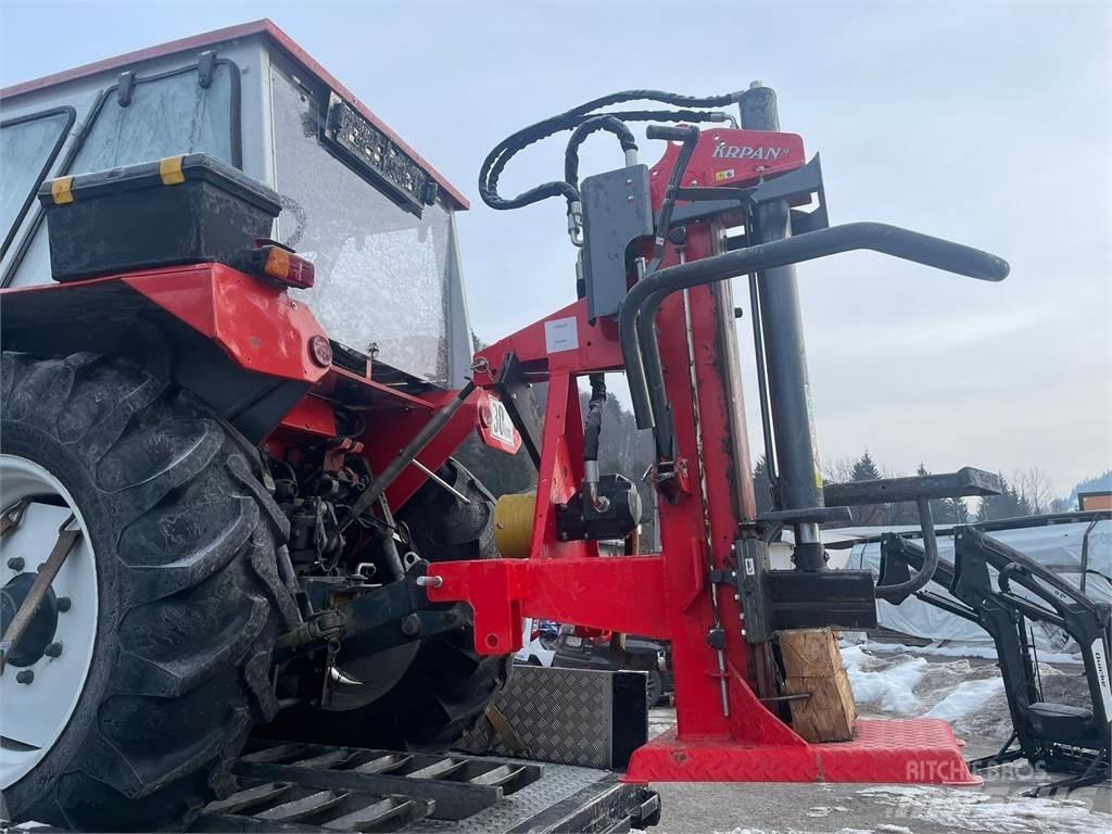 Lindner 1600 A 트랙터