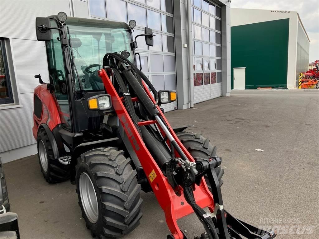 Manitou MLA 5-50 프론트 로더 및 굴착기