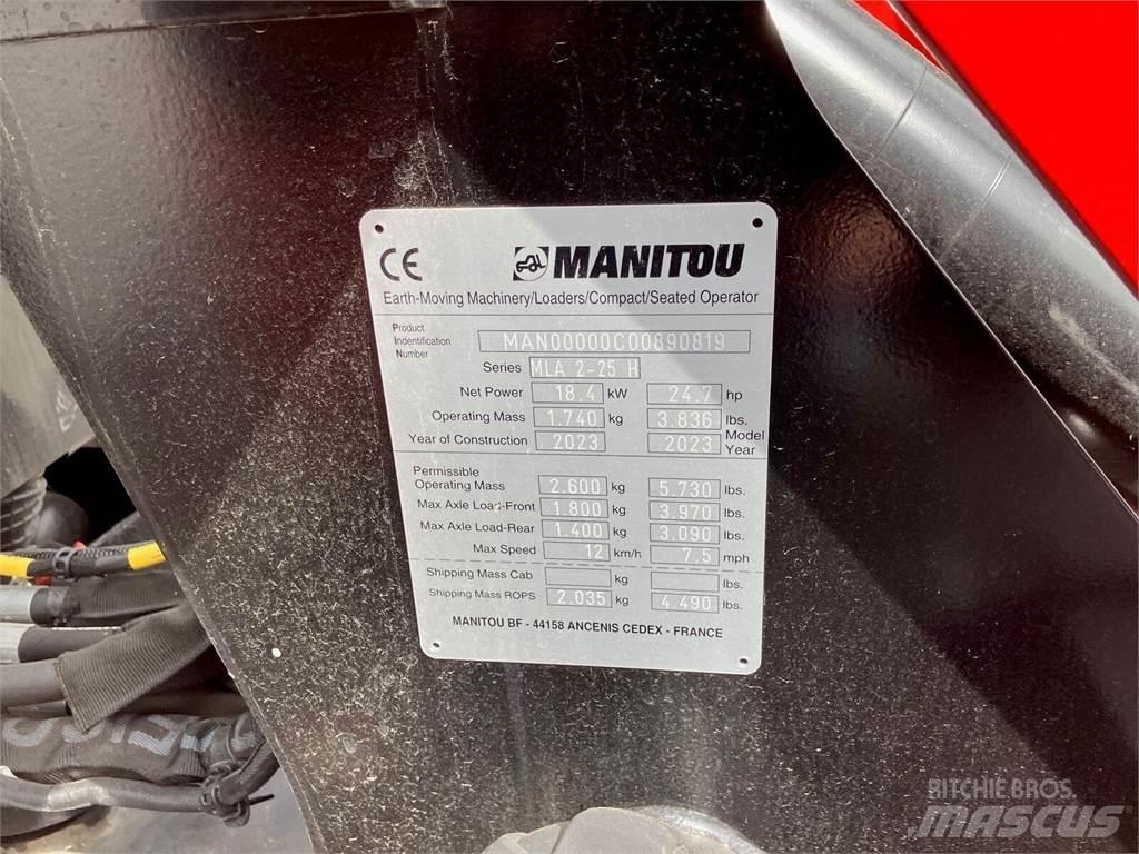 Manitou MLA2-25 프론트 로더 및 굴착기
