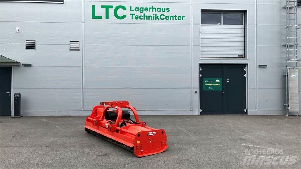 Maschio Bisonte 280 목장 제초기 및 토퍼
