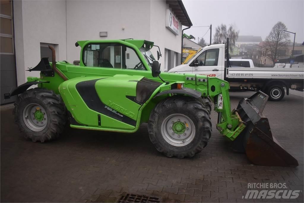 Merlo P28.8L 텔러 핸들러