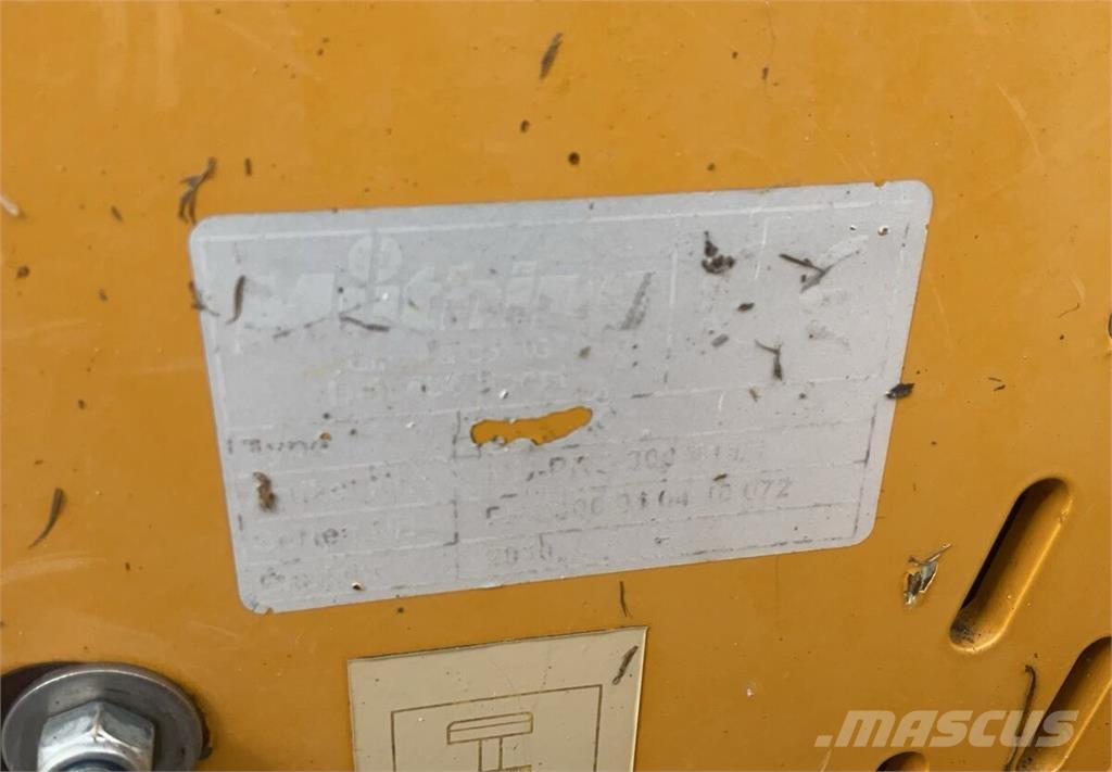 Müthing MU pro 300 목장 제초기 및 토퍼