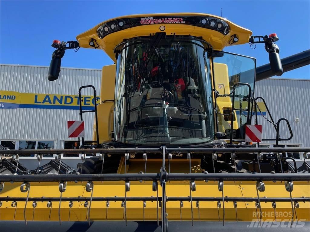 New Holland CX 7.90 콤바인 수확기
