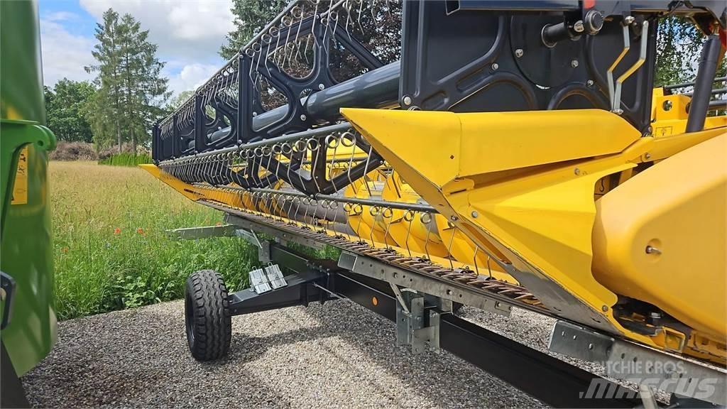 New Holland CX8040 콤바인 수확기