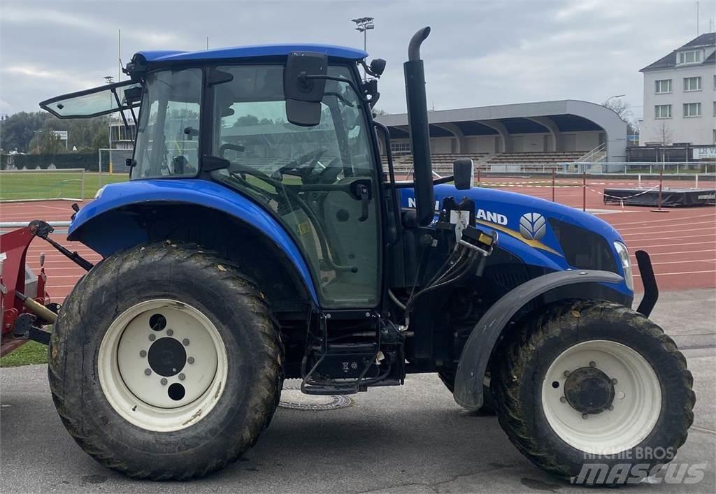 New Holland T 5.75 트랙터