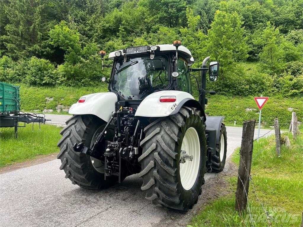 New Holland T7.235 트랙터
