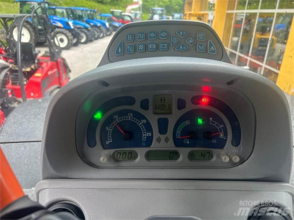 New Holland T7.235 트랙터