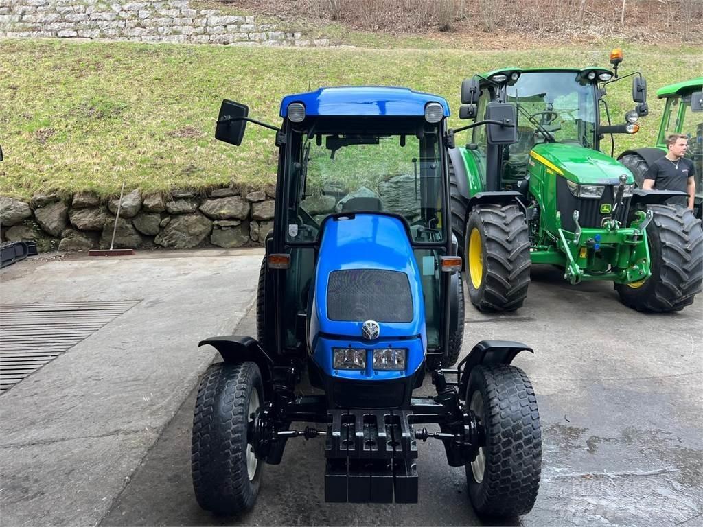 New Holland TCE 55 트랙터