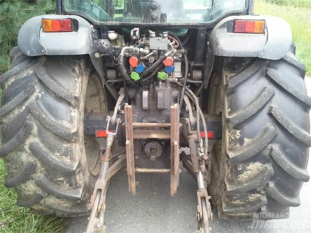 New Holland TN-F 65 트랙터