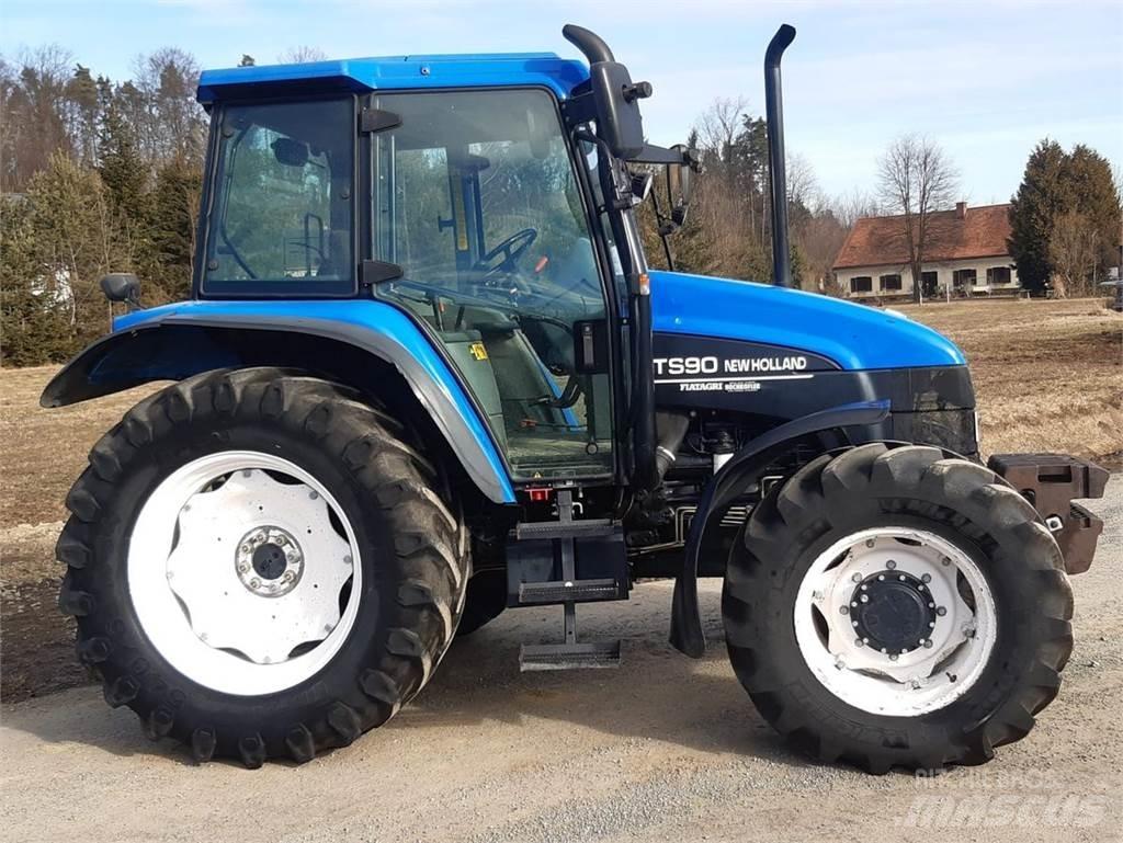 New Holland TS 90 트랙터