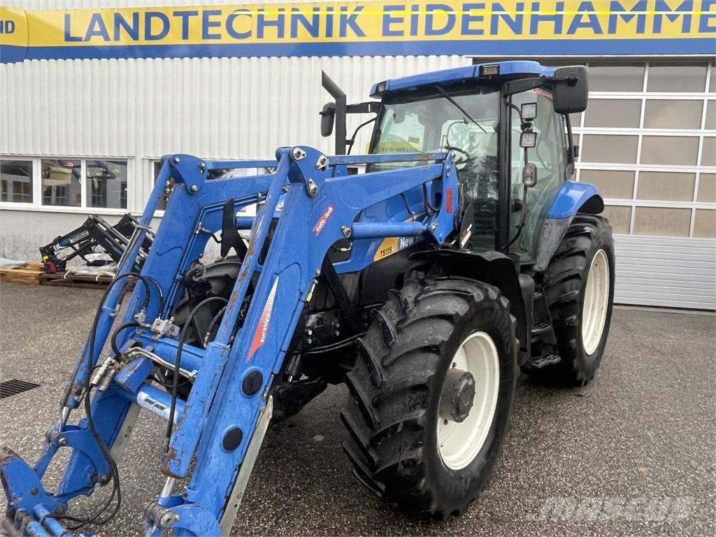 New Holland TS135A 트랙터