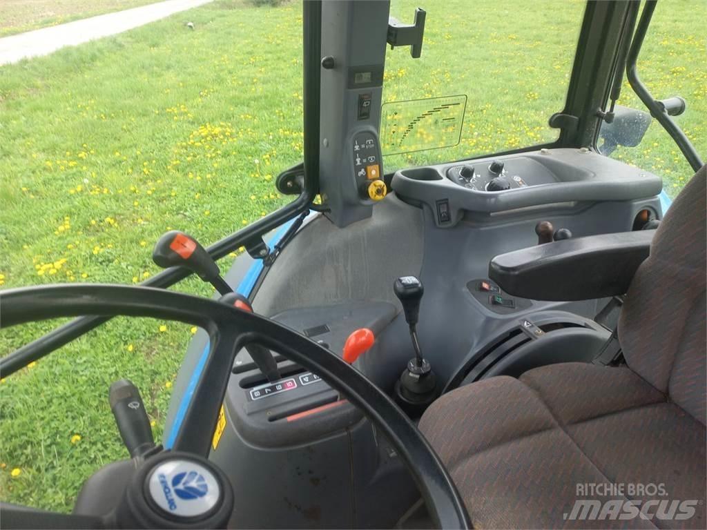 New Holland TS90 트랙터