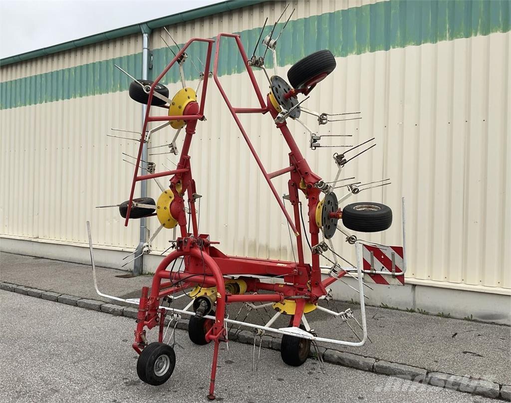 Pöttinger HIT 69 N 갈퀴 및 테더