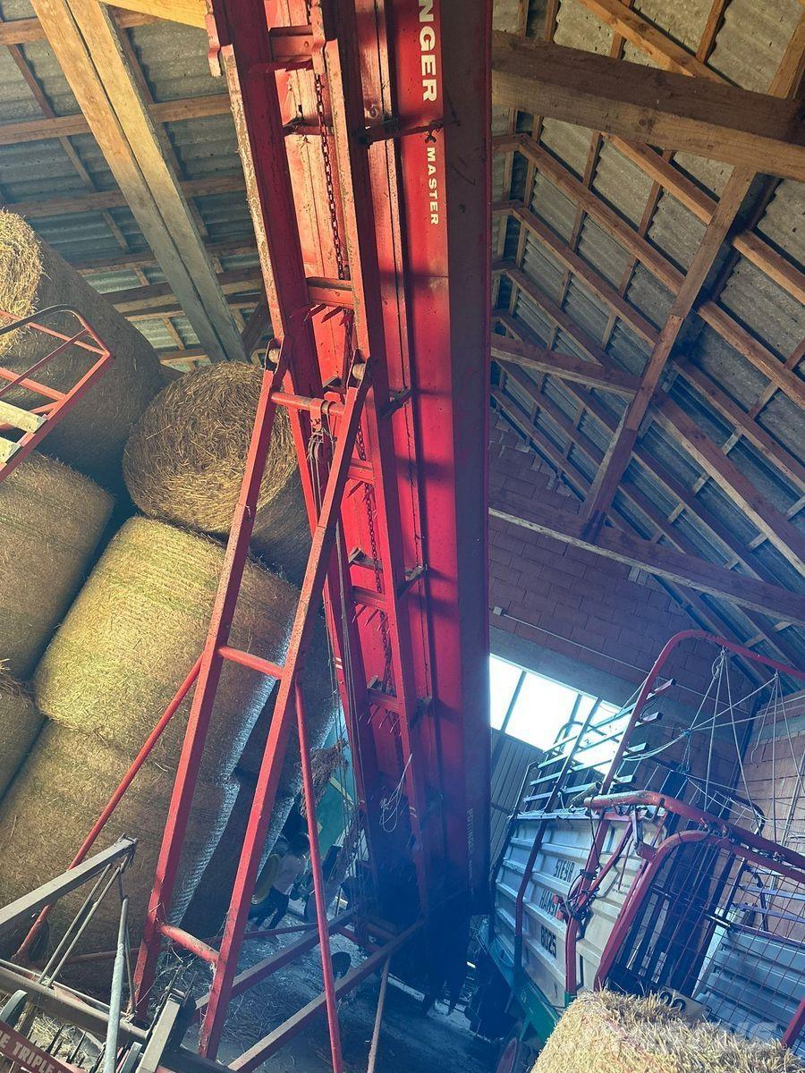 Pöttinger Master 운반 장비