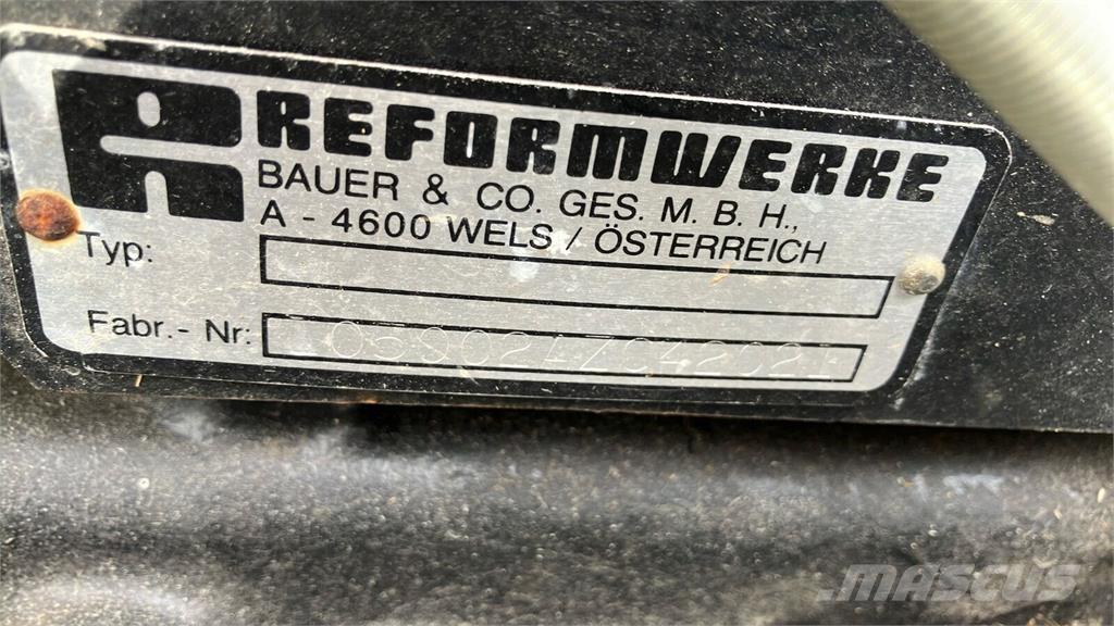 Reform 216 KL 탑승형 잔디깎기