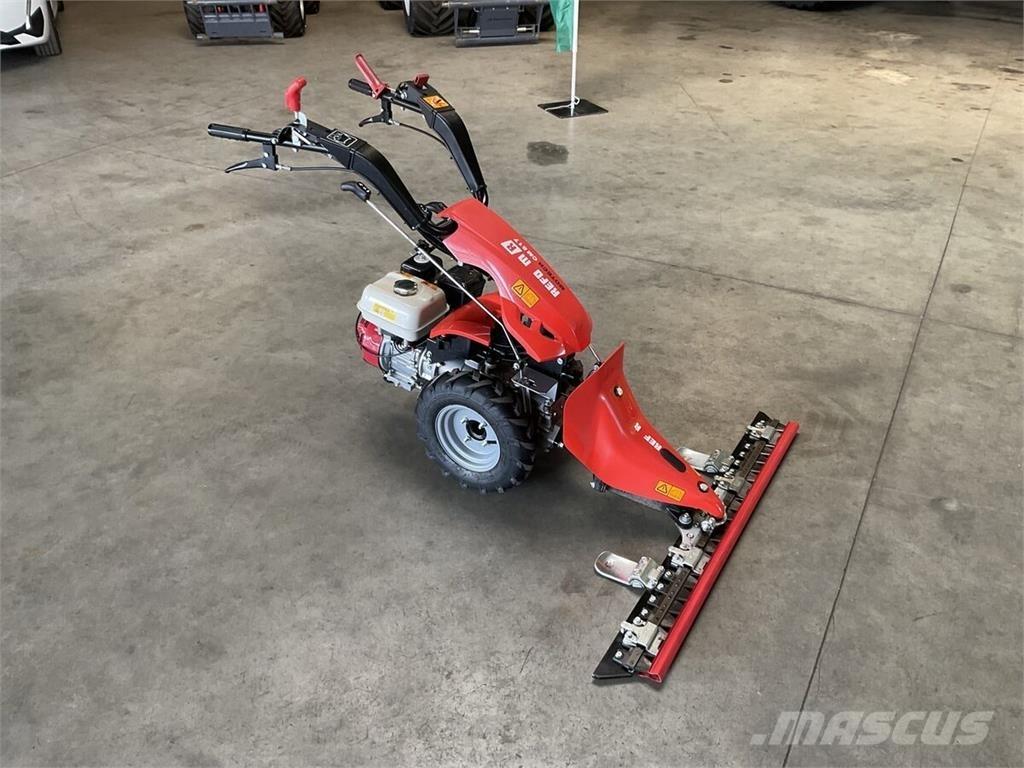 Reform CM 817 탑승형 잔디깎기