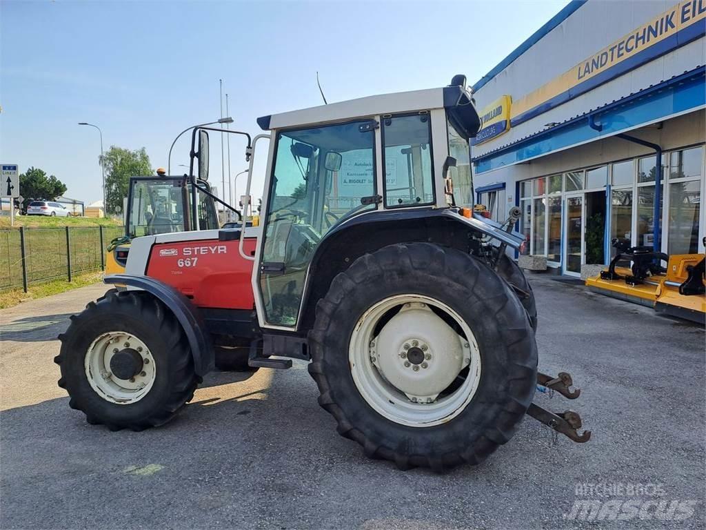 Steyr 667 트랙터