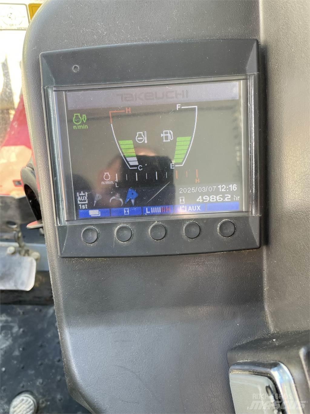 Takeuchi TB280 FR 소형 굴삭기 7톤 미만