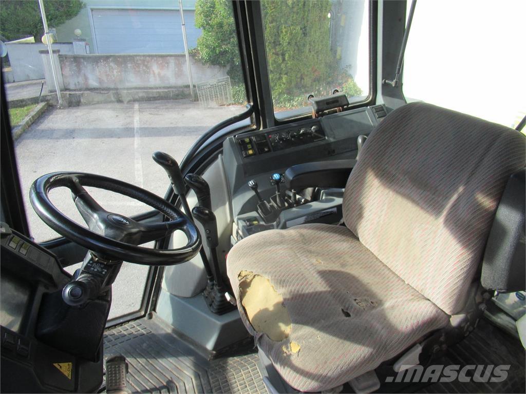 Valtra 6400 트랙터