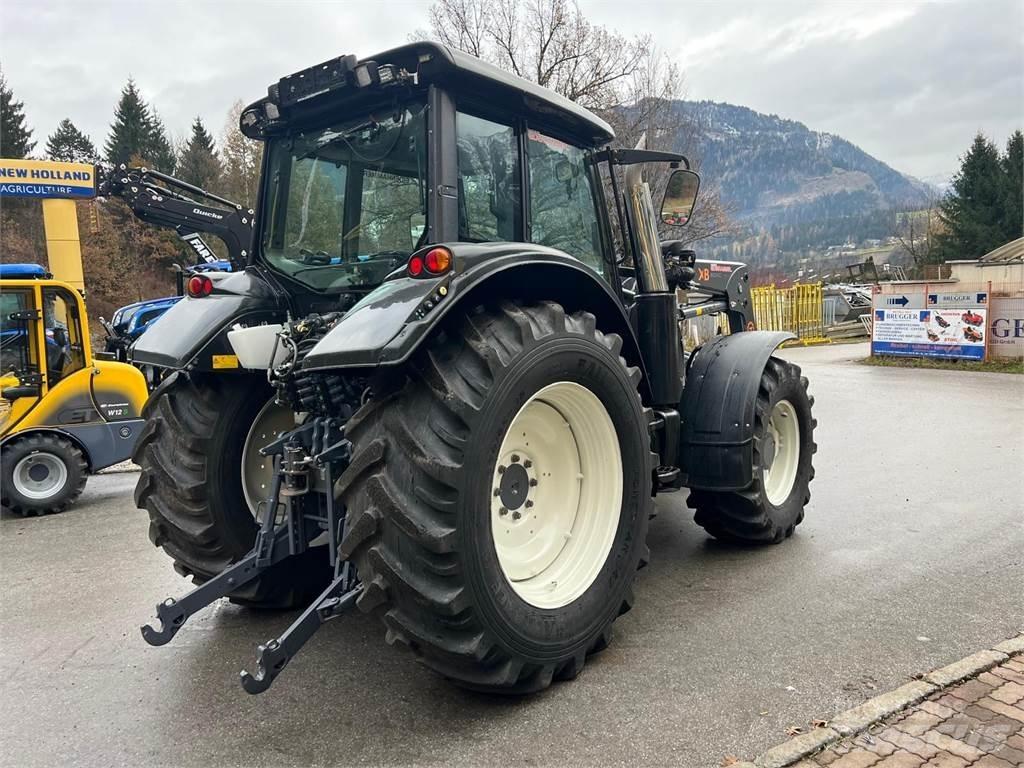 Valtra N 163 트랙터