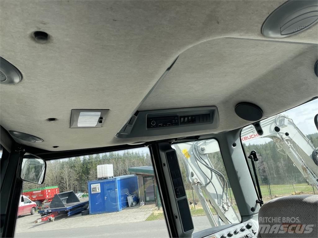 Valtra N 82 Hi-Tech 트랙터