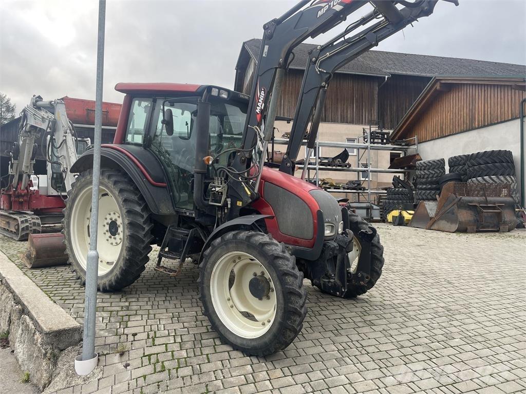 Valtra N 92 H 트랙터