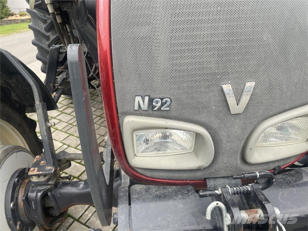 Valtra N 92 H 트랙터