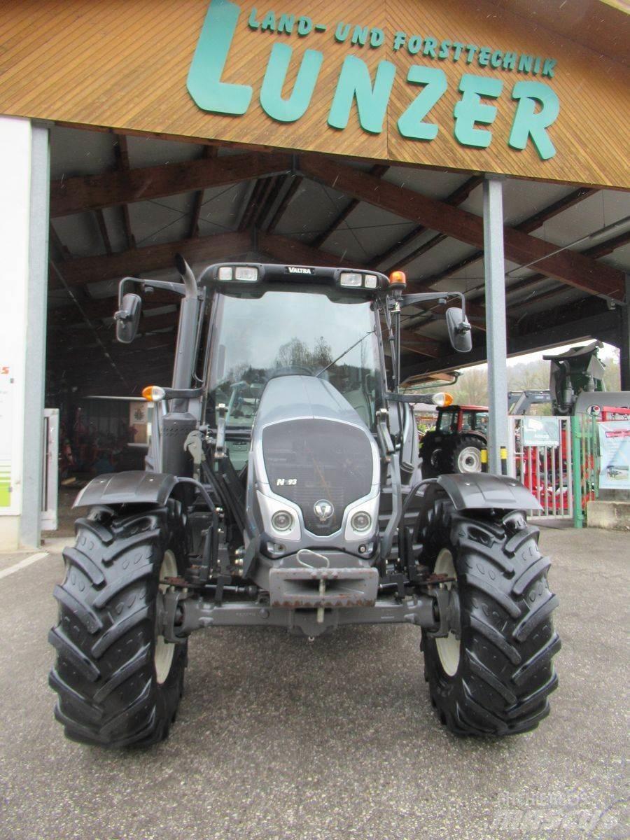 Valtra N 93 HiTech5 트랙터