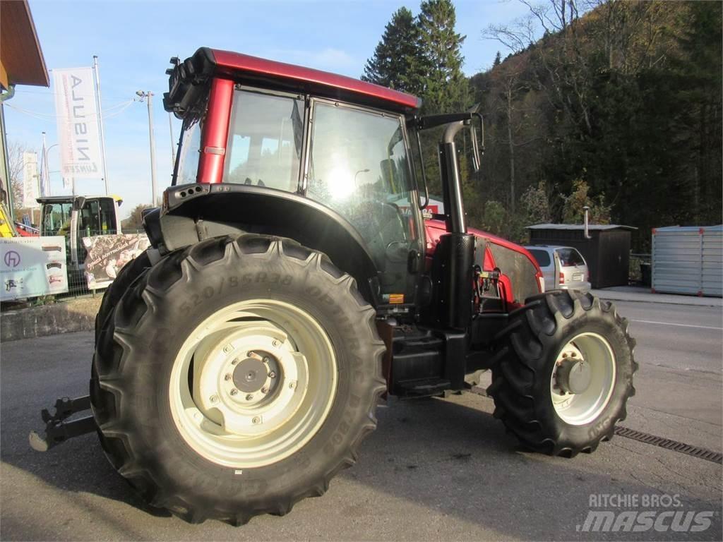 Valtra N163D 트랙터