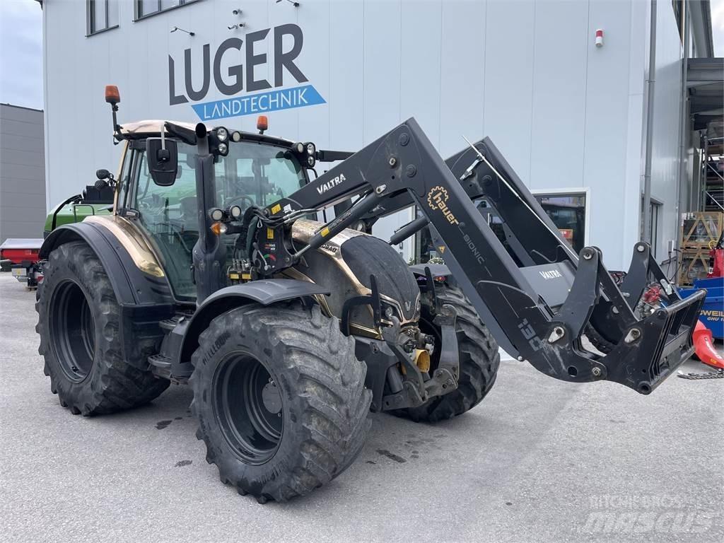 Valtra N174 HiTech 트랙터