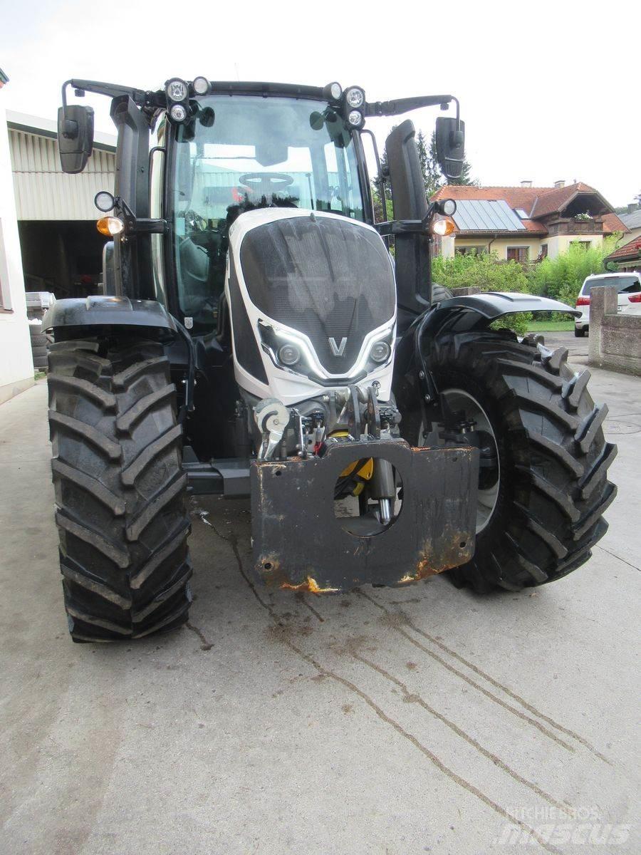 Valtra N175 Active 트랙터